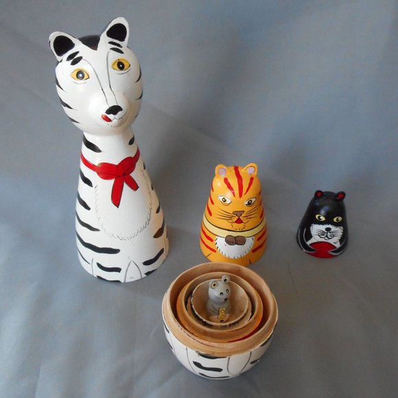Cute-Hand Painted wood Cat Mouse Nesting Dolls - Picture 5 of 5